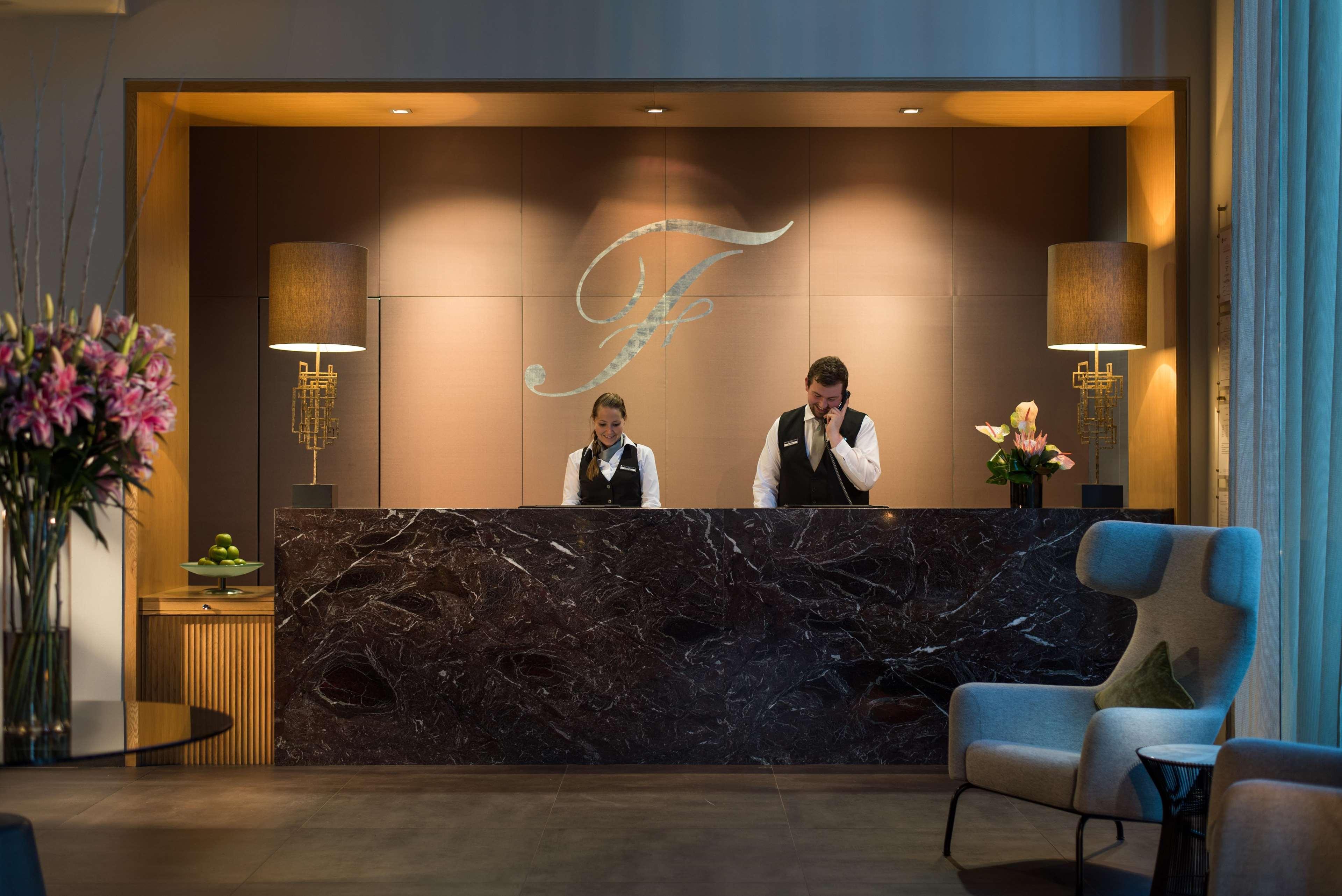 The Fitzwilliam Hotel Belfast Dış mekan fotoğraf The hotel's lobby