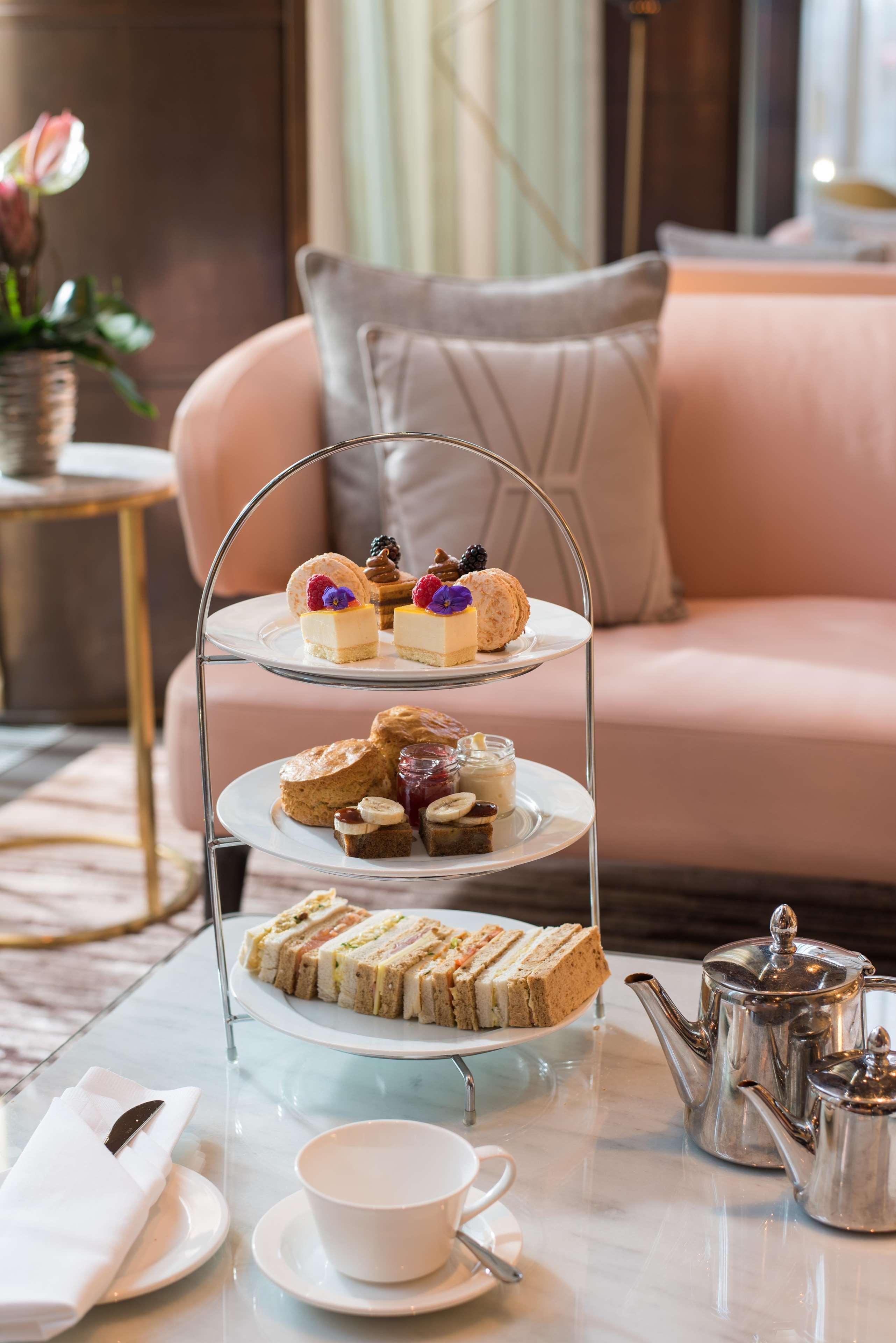 The Fitzwilliam Hotel Belfast Dış mekan fotoğraf Afternoon tea at The Ivy, St John's Wood